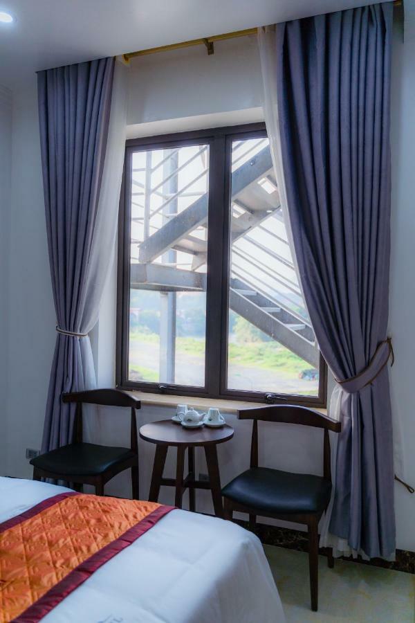 Dinh Gia Hotel Ha Giang Exterior photo