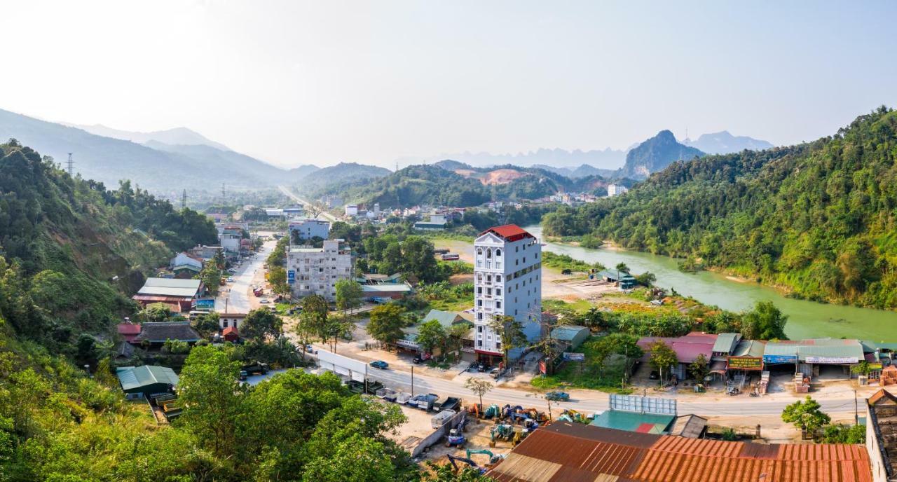Dinh Gia Hotel Ha Giang Exterior photo