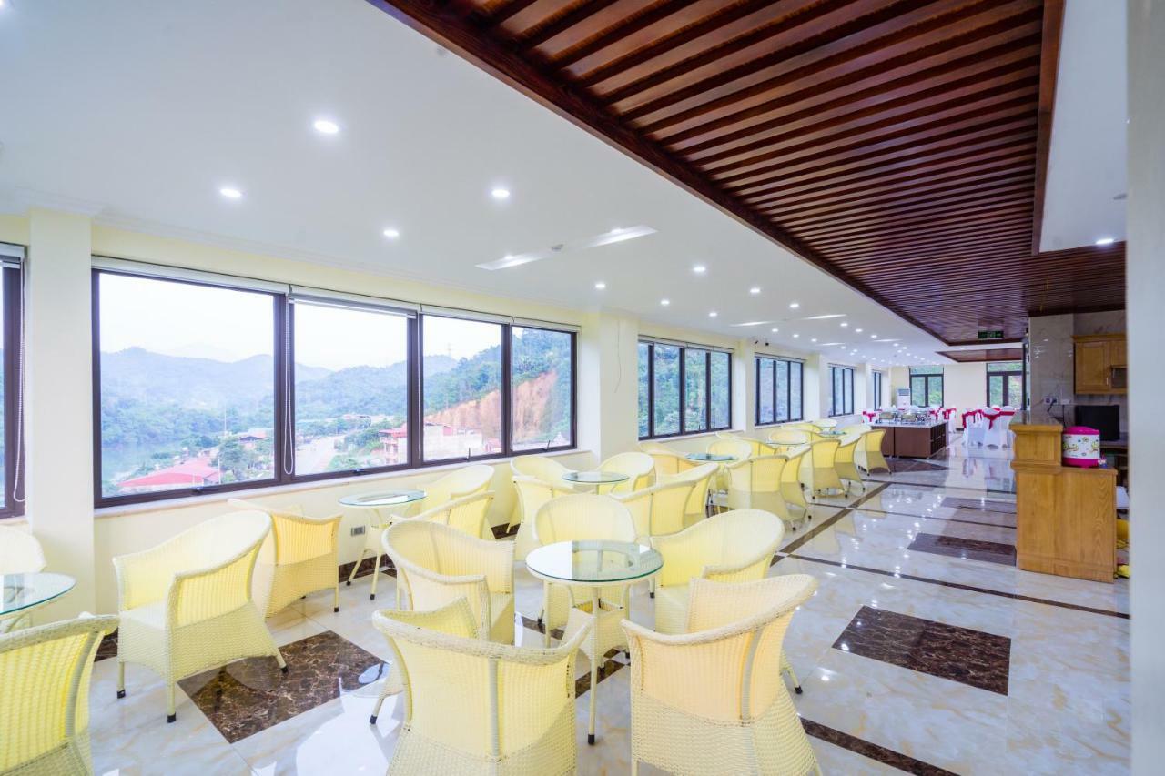 Dinh Gia Hotel Ha Giang Exterior photo